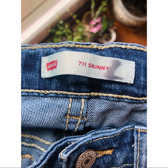 Levi’s 711 Skinny Jean!!! - Picture 3 of 8